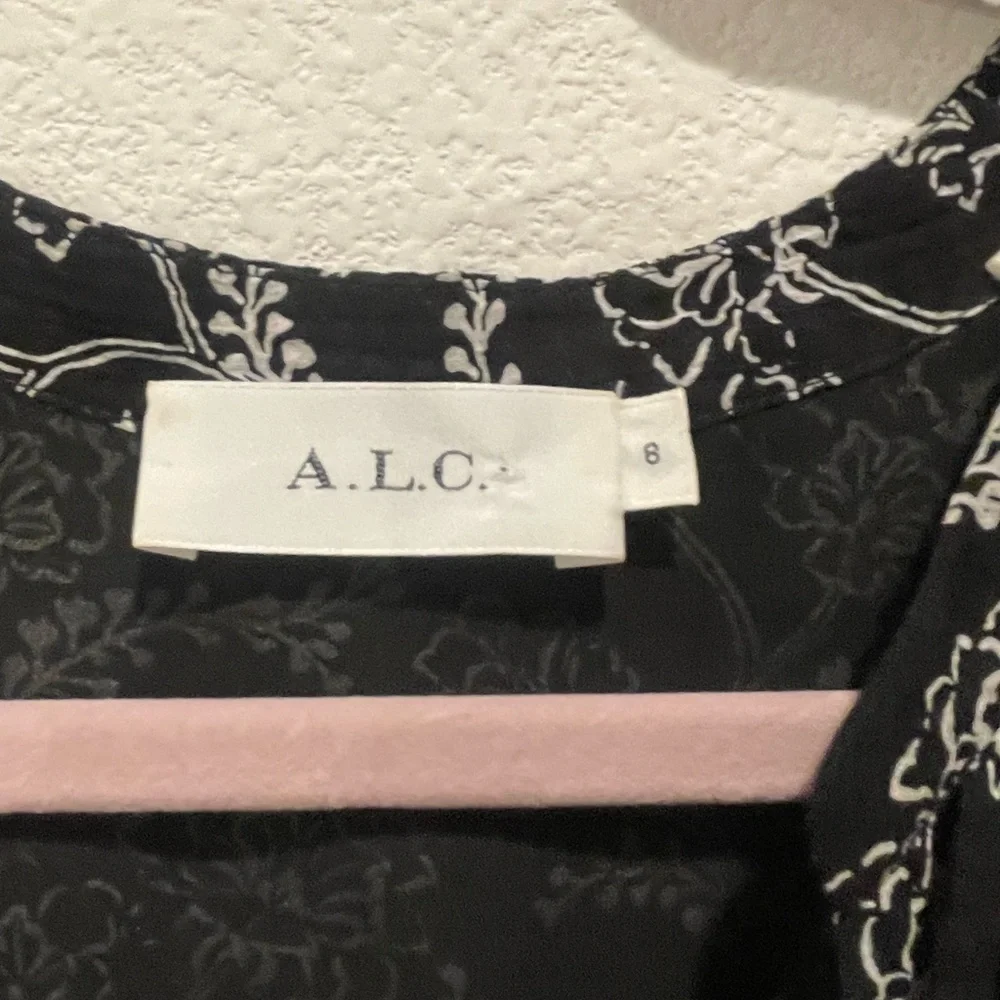 A.L.C Kate Black & White Flowing Floral Cotton & Silk blend midi dress - Picture 8 of 8